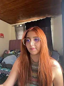 CoraVibes online show from 10/07/25, 07:59