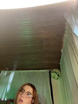 CoraVibes online show from 02/22/26, 12:40