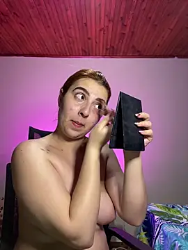 CoraVibes online show from 11/09/25, 11:58