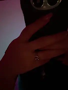 CoraVibes online show from 11/06/25, 11:58