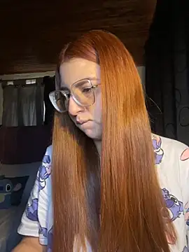 CoraVibes online show from 12/20/25, 11:57