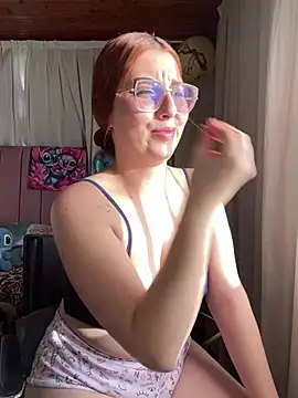 CoraVibes online show from 02/27/26, 12:27