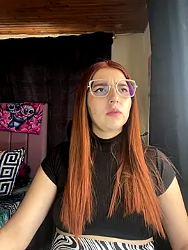 CoraVibes online show from 10/08/25, 07:58