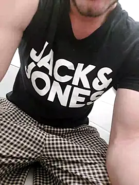 Snapshot of Hahahhdsj112 chatting on 10/04/25, 09:38 Hahahhdsj112 online show from 10/04/25, 09:38