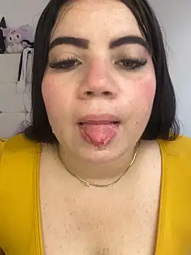 Kuromy x online show from 11/21/25, 07:35