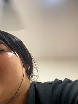 Kuromy x online show from 10/10/25, 06:53