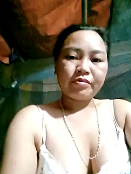 Snapshot of bany-xx chatting on 09/11/25, 10:43 bany-xx online show from 09/11/25, 10:43