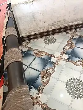 Pooja-guptq online show from 11/08/25, 07:12