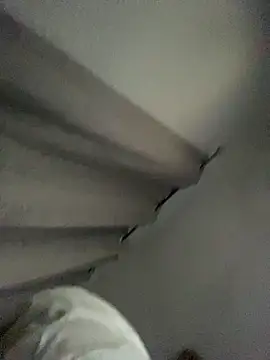 FiguralBeverage online show from 12/19/25, 04:49