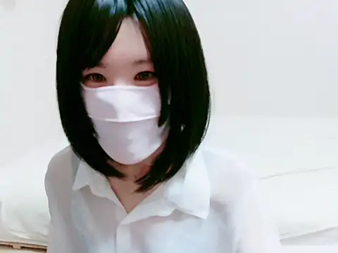 maika chan online show from 11/29/25, 03:39