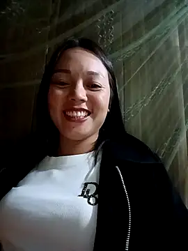 Snapshot of Sophia-pusy chatting on 11/22/25, 02:27 Sophia-pusy online show from 11/22/25, 02:27