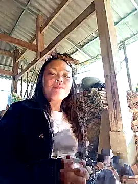 Snapshot of Sophia-pusy chatting on 11/23/25, 02:32 Sophia-pusy online show from 11/23/25, 02:32