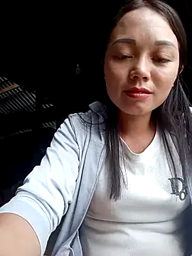 Snapshot of Sophia-pusy chatting on 10/15/25, 09:28 Sophia-pusy online show from 10/15/25, 09:28