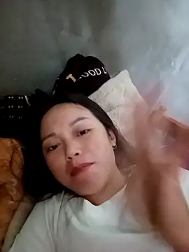 Snapshot of Sophia-pusy chatting on 10/04/25, 11:50 Sophia-pusy online show from 10/04/25, 11:50