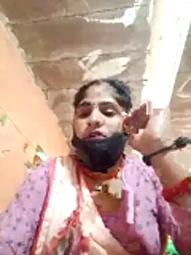 Snapshot of Nehaja33e chatting on 11/24/25, 08:25 Nehaja33e online show from 11/24/25, 08:25