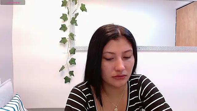 Snapshot of louis_k chatting on 06/09/26, 11:33 louis k online show from 06/09/26, 11:33
