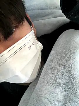 Snapshot of min9811 chatting on 11/07/25, 05:56 min9811 online show from 11/07/25, 05:56