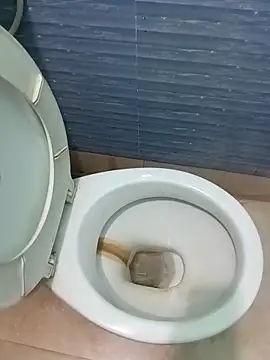 Snapshot of monmohua chatting on 10/05/25, 06:42 monmohua online show from 10/05/25, 06:42