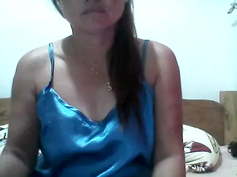 nathalie0045 online show from 10/05/25, 06:31