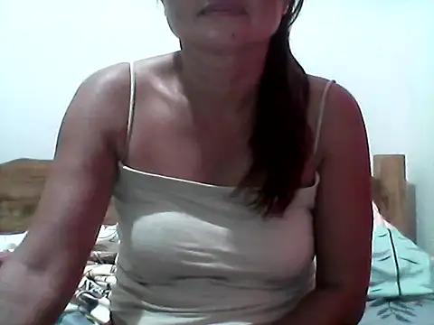 nathalie0045 online show from 01/05/26, 09:18