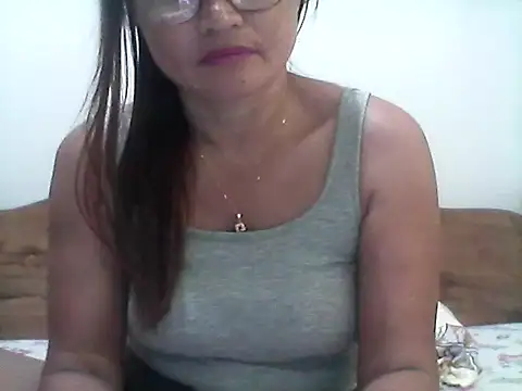 nathalie0045 online show from 03/25/26, 11:25