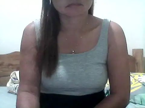 nathalie0045 online show from 03/06/26, 08:15