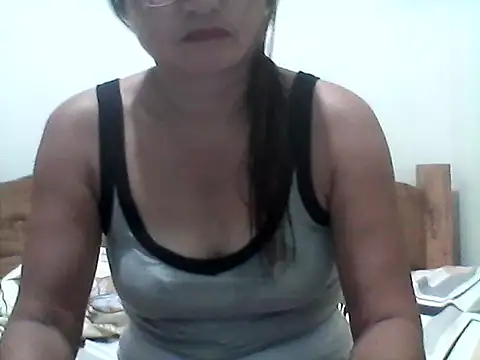 nathalie0045 online show from 05/24/26, 09:42