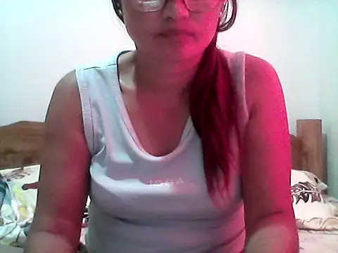 nathalie0045 online show from 10/28/25, 05:39