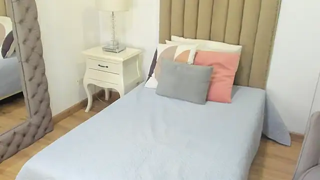 zusan king  online show from 02/18/26, 03:37