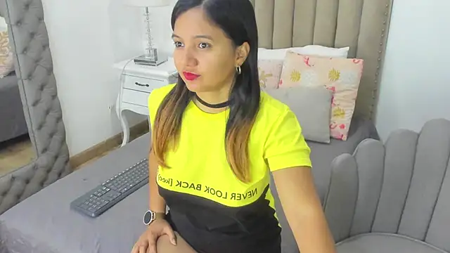 zusan king  online show from 04/14/26, 02:38