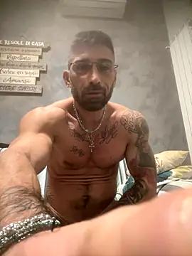 GmGit online show from 10/28/25, 03:18