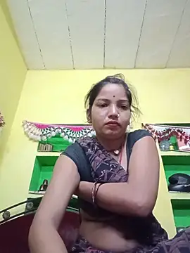 Snapshot of Seema_guptaji chatting on 06/11/26, 08:28 Seema guptaji online show from 06/11/26, 08:28