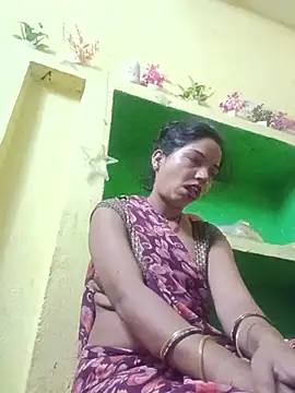 Snapshot of Seema_guptaji chatting on 07/14/26, 10:27 Seema guptaji online show from 07/14/26, 10:27