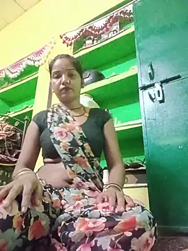 Snapshot of Seema_guptaji chatting on 07/05/26, 05:14 Seema guptaji online show from 07/05/26, 05:14