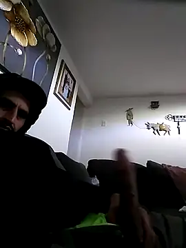 Snapshot of Arce92 chatting on 01/13/26, 11:03 Arce92 online show from 01/13/26, 11:03