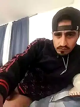 Snapshot of Arce92 chatting on 12/04/25, 11:53 Arce92 online show from 12/04/25, 11:53