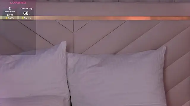 RemyLoon online show from 12/21/25, 03:25