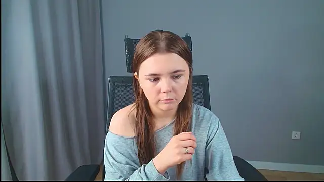 LeksaLove online show from 04/02/26, 10:27