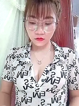 MyMy08 online show from 12/05/25, 12:32