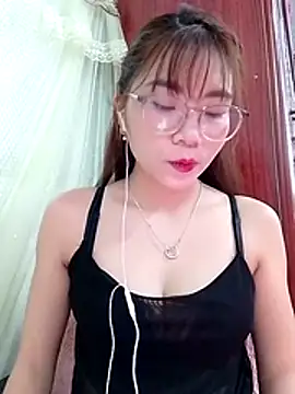 MyMy08 online show from 12/16/25, 12:37