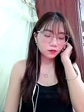 MyMy08 online show from 12/15/25, 12:11