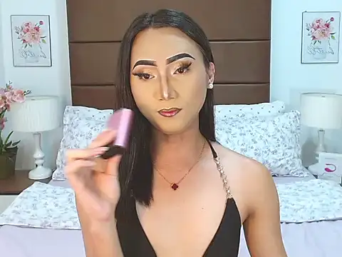 BlaireWilzon online show from 04/08/26, 08:27