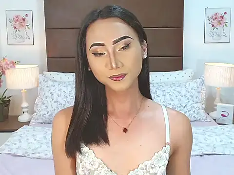 BlaireWilzon online show from 04/10/26, 08:54