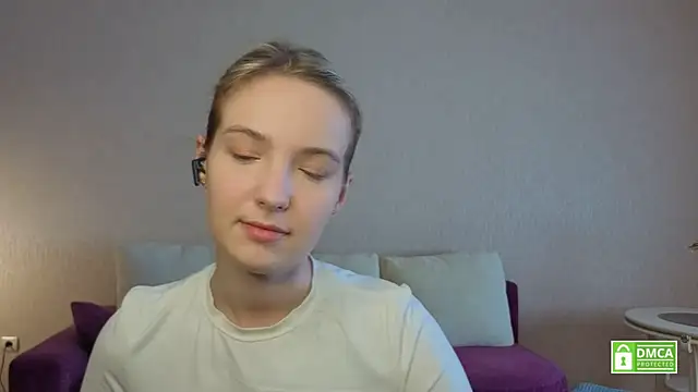 HongTomczak online show from 07/15/26, 06:20