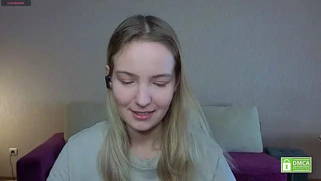 HongTomczak online show from 05/25/26, 07:40