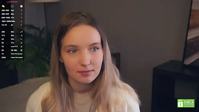 HongTomczak online show from 10/28/25, 07:29