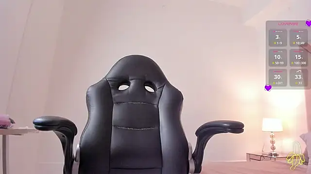 cloemorwen online show from 11/18/25, 10:34