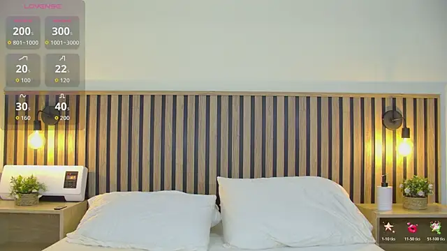 Snapshot of emma_morales_ chatting on 10/24/25, 12:26 emma morales online show from 10/24/25, 12:26