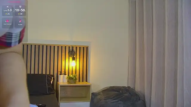 Snapshot of emma_morales_ chatting on 12/02/25, 11:45 emma morales online show from 12/02/25, 11:45