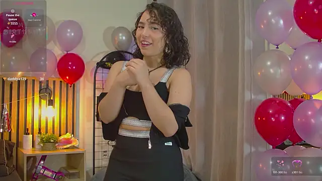 emma morales  online show from 03/03/26, 01:29